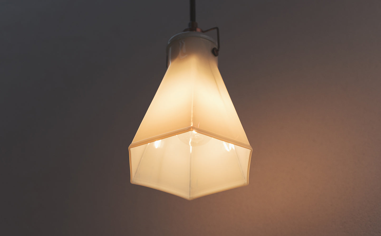 Rokkakei Pendant Light L  White